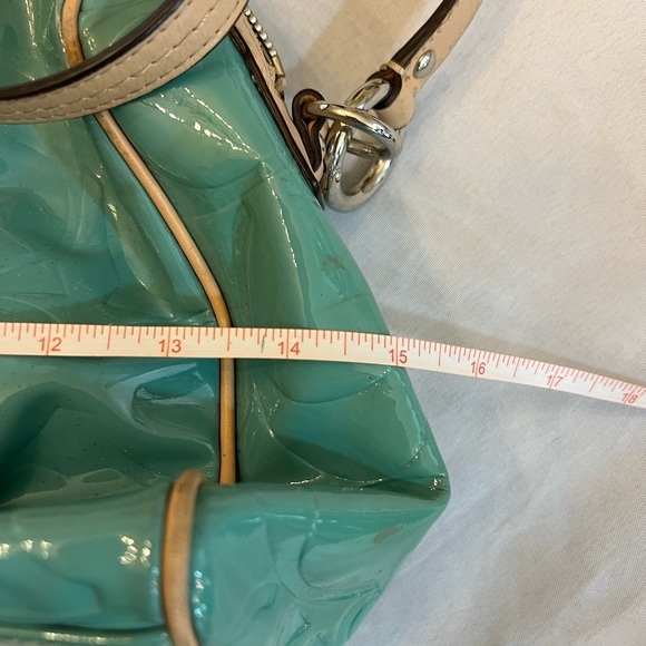 COACH 100% Authentic Y2K Tiffany Colored Patent Logo, Crossbody Bag, 15” x 9”. - Picture 8 of 10